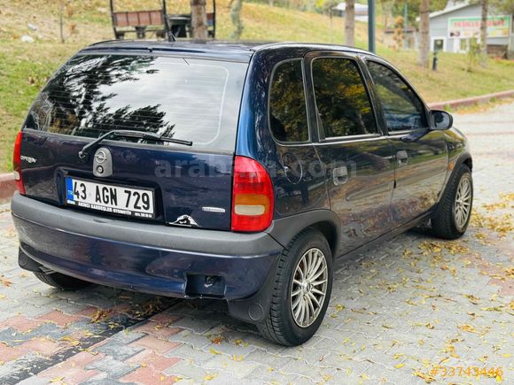 Galeriden Opel Corsa 1.4 Gls 2000 Model Kütahya