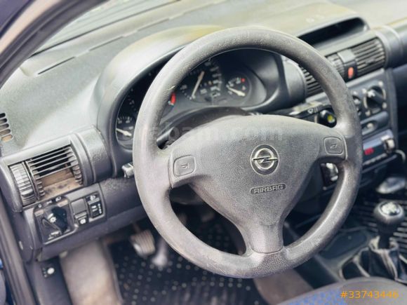 Galeriden Opel Corsa 1.4 Gls 2000 Model Kütahya