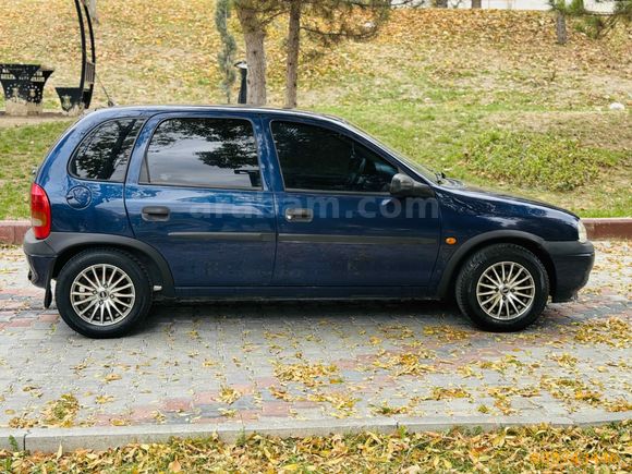 Galeriden Opel Corsa 1.4 Gls 2000 Model Kütahya