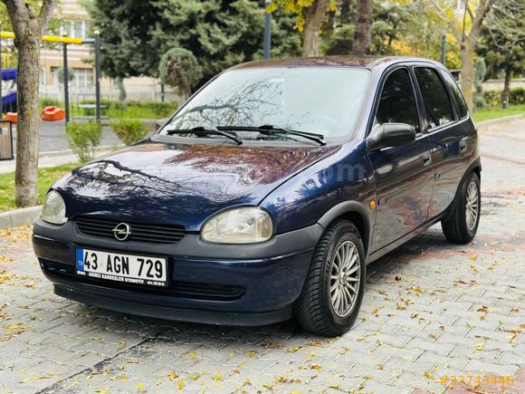 Galeriden Opel Corsa 1.4 Gls 2000 Model Kütahya