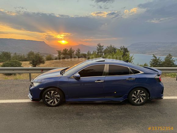 Hatasız Boyasız Honda Civic 1.6 i-VTEC Eco Executive 2018 Model 