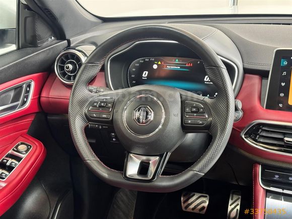 2024 MG HS 1.5 T-GDI Luxury