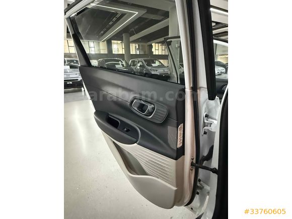 2024 MODEL 19BİN KM BAYON