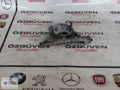 Renault Trafic 1.9 Ön Krank Keçe Kapağı