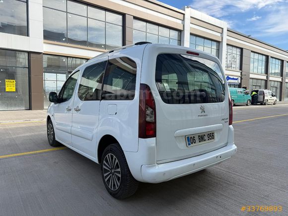 SAHİBİNDEN DÜŞÜK KM BAKIMLI AİLE ARACI