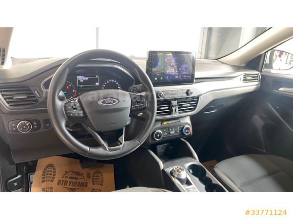 2021 FORD FOCUS 1.5 TDCI EcoBlue Trend X