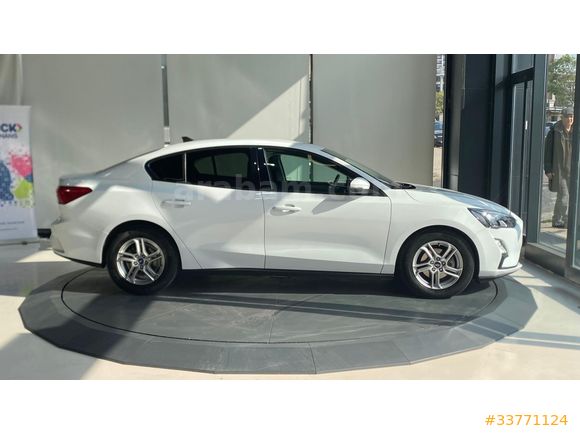 2021 FORD FOCUS 1.5 TDCI EcoBlue Trend X