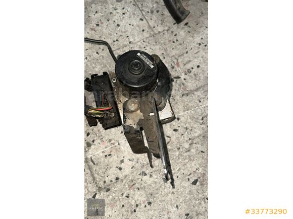 5WK8 4040 2005 FORD CONNECT 75 HP ABS BEYNİ