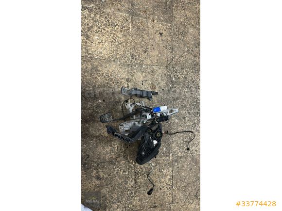 2018 FORD COURİER 1.5 DİZEL MANUEL PEDAL SETİ