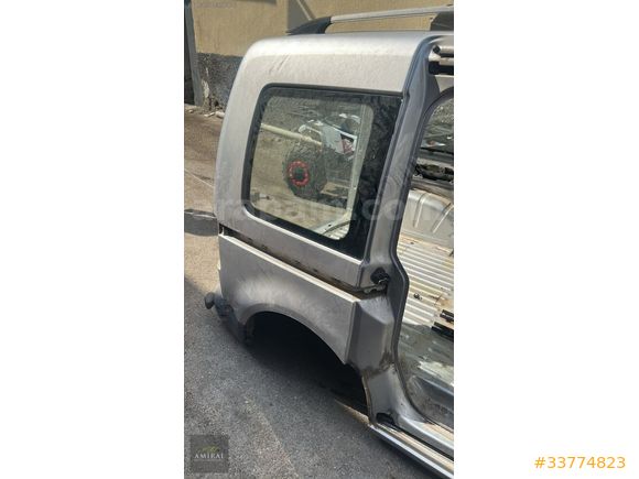 2010 VW CADDY SAĞ ARKA KESME ÇAMURLUK