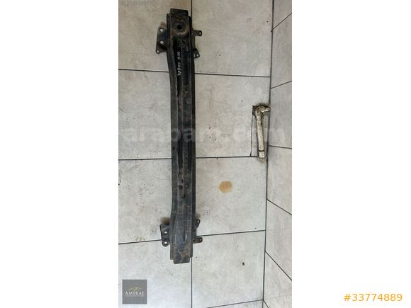 2010 VW CADDY ÖN TAMPON DEMİRİ