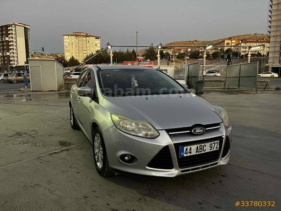 FORD FOCUS 2014 MODEL DEĞİŞENSİZ BOYASIZ FULL ORJİNAL  YETİŞENN ALIR!!!
TÜM BAKIMLARI YENİ YAPILMIŞTIR ALACAK OLAN YAKITINI ATIP  BİNECEK.