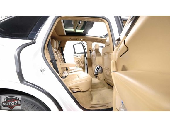 AUTO 25 DEN HATASIZ CAYENNE