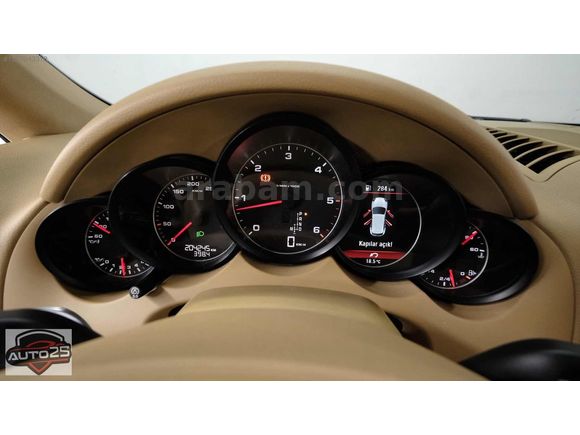 AUTO 25 DEN HATASIZ CAYENNE