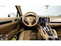 AUTO 25 DEN HATASIZ CAYENNE