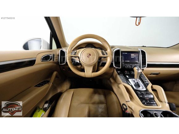 AUTO 25 DEN HATASIZ CAYENNE