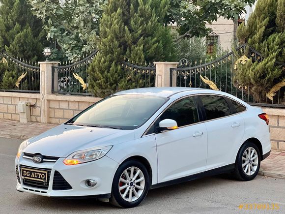 Sahibinden sorunsuz temiz Ford Focus 1.6 TDCi Trend 2013 Model