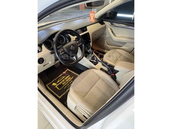 Skoda Octavia 1.6 TDI Style 2019 Model temiz aile aracı
