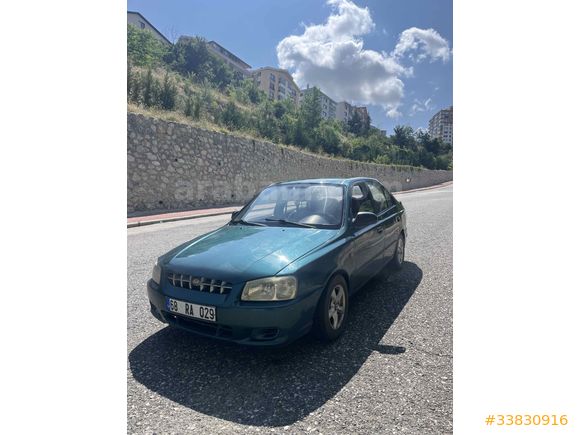 Sahibinden Hyundai Accent 1.3 LX 2000 Model Motor yeni muane yeni kliması aktif