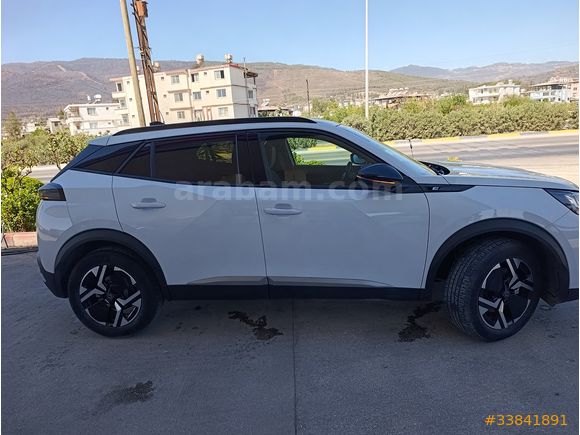 Peugeot e-2008 Allure 2025 Model  hatasız boyasız tramer sız cam tavan