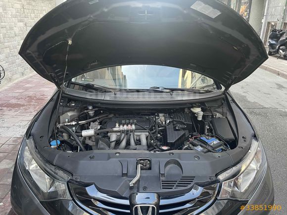 Sahibinden Honda Civic 1.4 Sport 2013 Model 