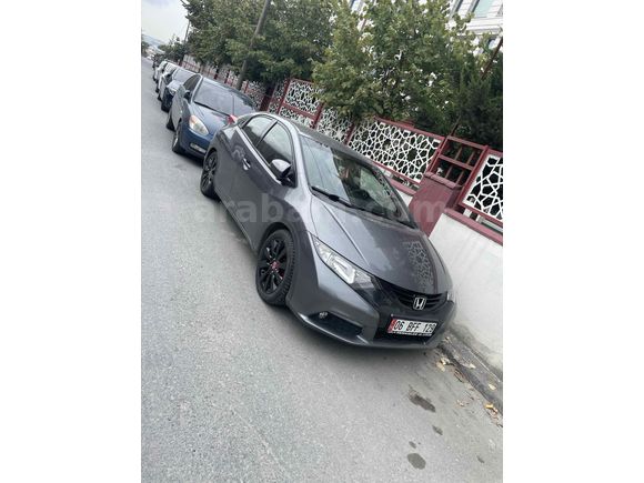 Sahibinden Honda Civic 1.4 Sport 2013 Model 