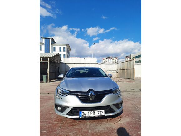 2020 MODEL SORUNSUZ MASRAFSIZ MEGANE 4 1.3TCE JOY MANUEL