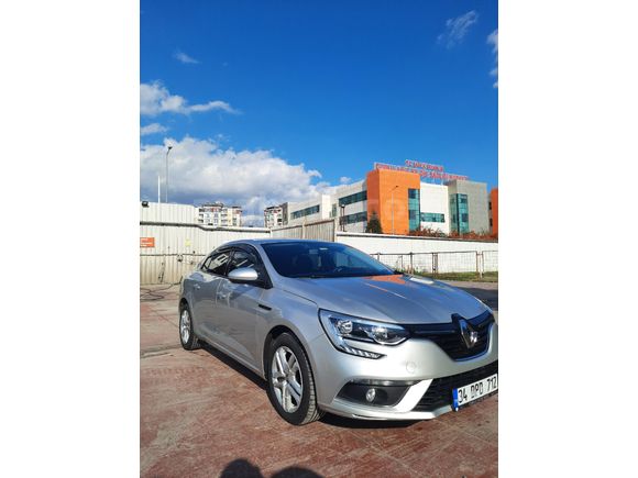 2020 MODEL SORUNSUZ MASRAFSIZ MEGANE 4 1.3TCE JOY MANUEL