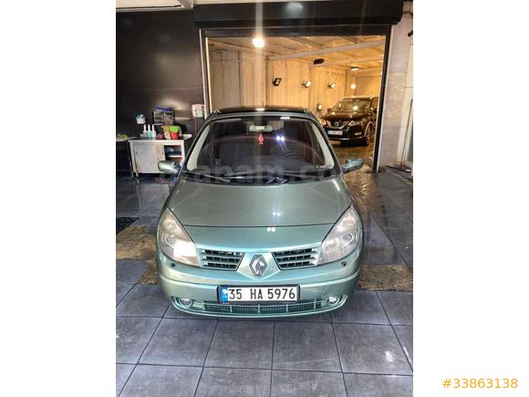 Sahibinden Renault Scenic 1.6 Dynamique 2004 Model 
