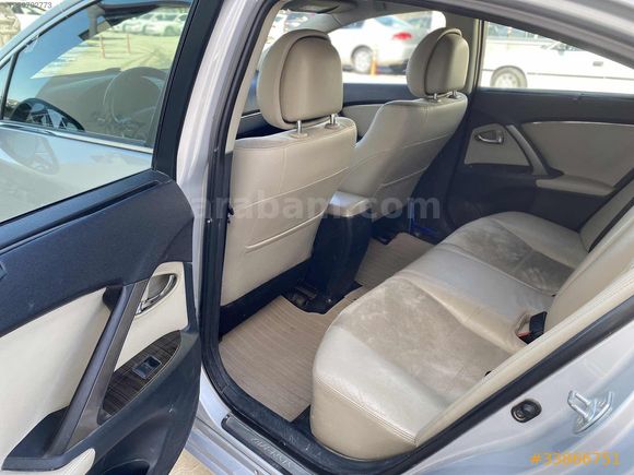2013 AVANSİS 1.6 ELEGANT EXTRA HATASIZ
