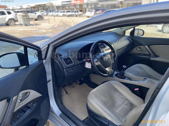 2013 AVANSİS 1.6 ELEGANT EXTRA HATASIZ