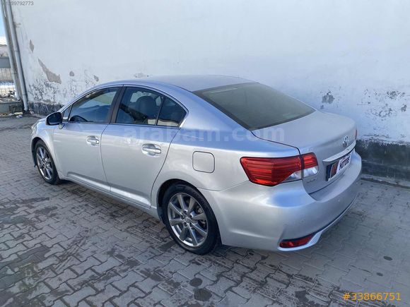 2013 AVANSİS 1.6 ELEGANT EXTRA HATASIZ