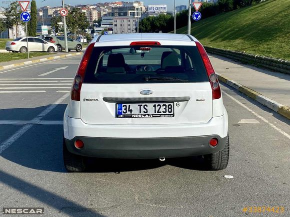 NESCAR'DAN 2009 FORD FİESTA 1.4 TDCİ COMFORT 249'000 KM'DE