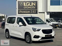 İLGÜN GRUP'TAN HATASIZ BOYASIZ OPEL COMBO FULL DONANIM KREDİ K.