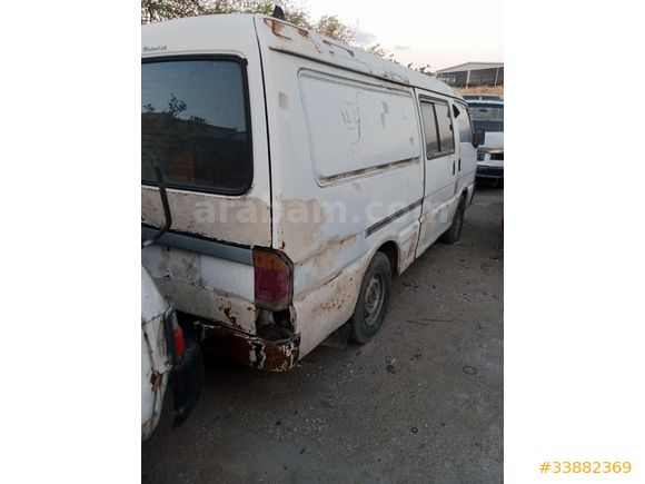Galeriden Mazda E 2200 2.2 D 1998 Model Balıkesir