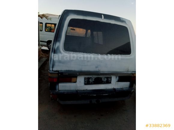 Galeriden Mazda E 2200 2.2 D 1998 Model Balıkesir