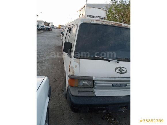Galeriden Mazda E 2200 2.2 D 1998 Model Balıkesir