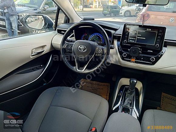 BOYASIZ 2022 COROLLA 83500KM'DE