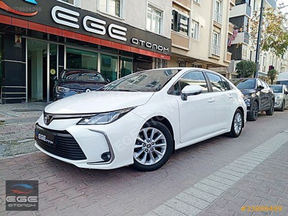 BOYASIZ 2022 COROLLA 83500KM'DE