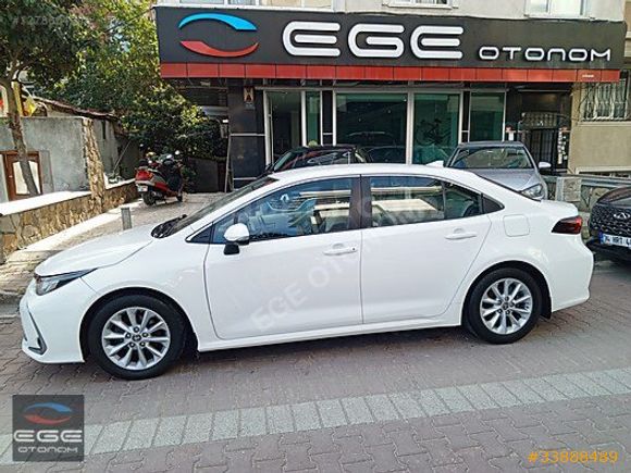 BOYASIZ 2022 COROLLA 83500KM'DE