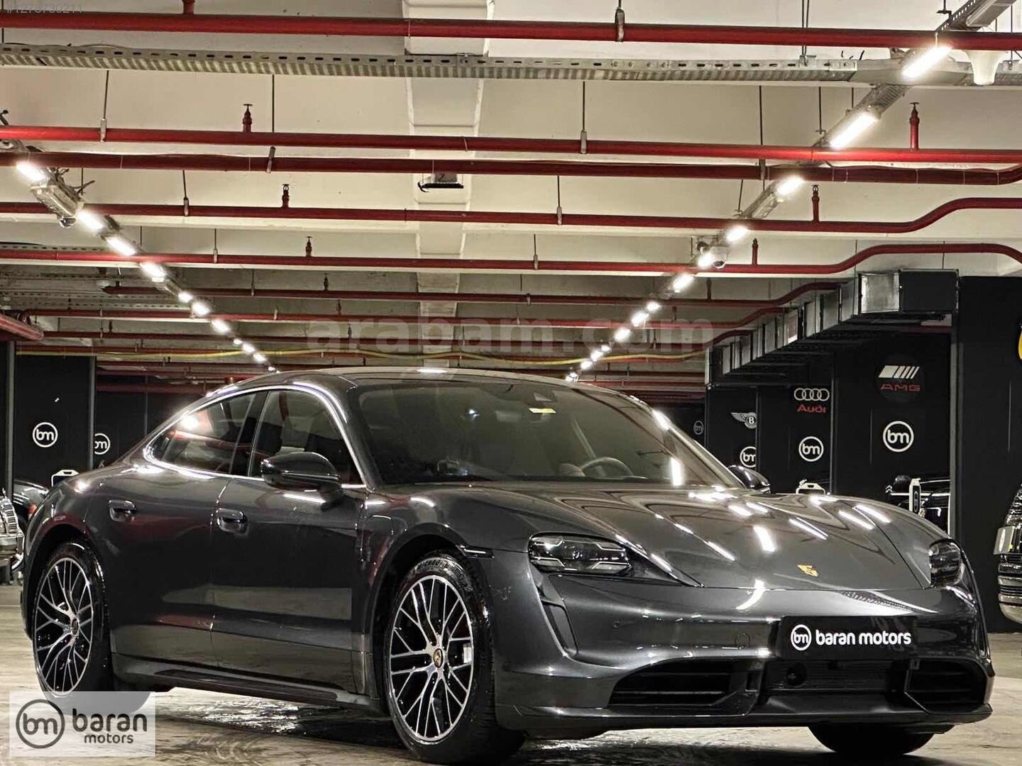 Galeriden Porsche Taycan Elektrik Turbo 2021 Model İstanbul 9.800 km Füme 3