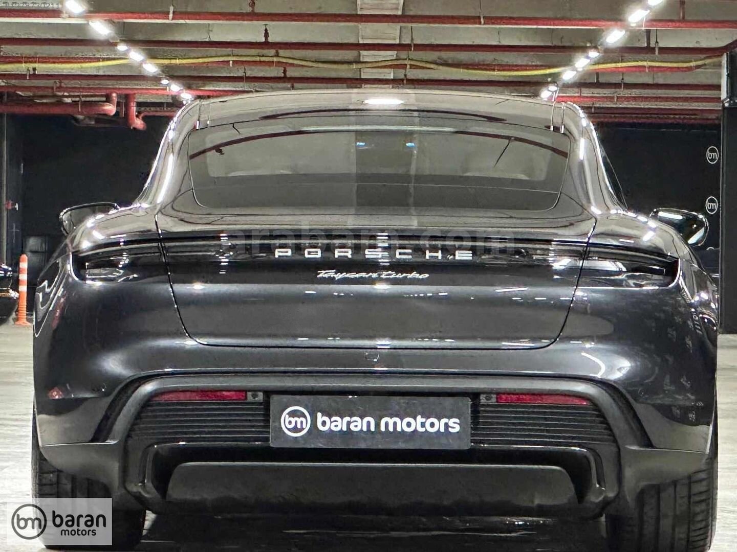 Galeriden Porsche Taycan Elektrik Turbo 2021 Model İstanbul 9.800 km Füme 4