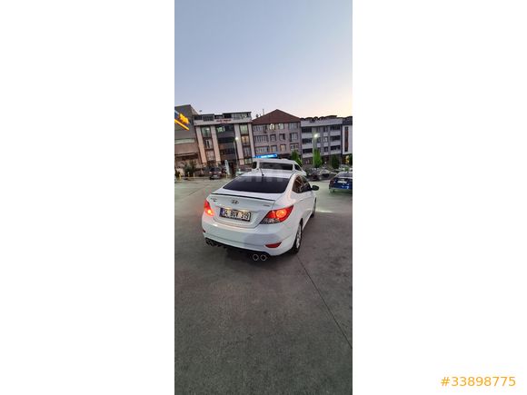 Sahibinden Hyundai Accent Blue 1.6 CRDI Mode Plus 2015 Model
