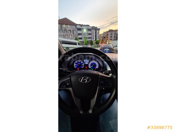 Sahibinden Hyundai Accent Blue 1.6 CRDI Mode Plus 2015 Model