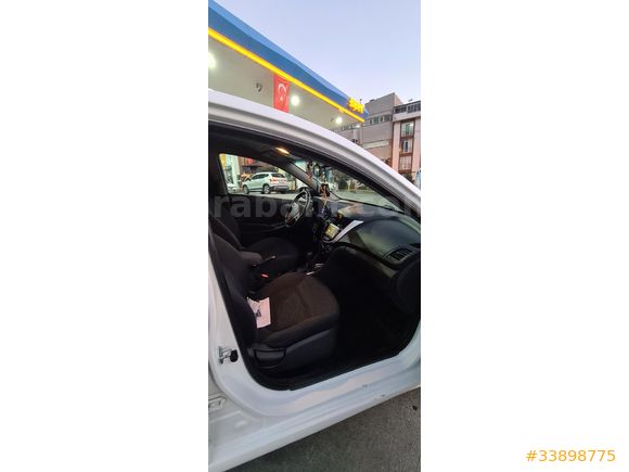 Sahibinden Hyundai Accent Blue 1.6 CRDI Mode Plus 2015 Model