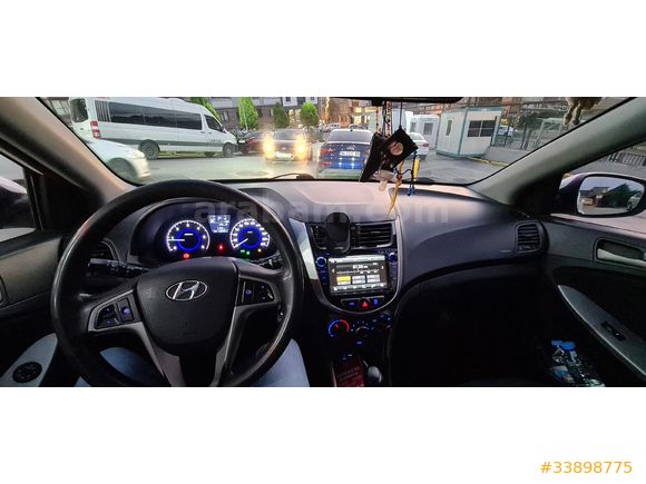 Sahibinden Hyundai Accent Blue 1.6 CRDI Mode Plus 2015 Model