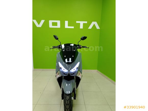 REVOLT RSX4 SCOOTER