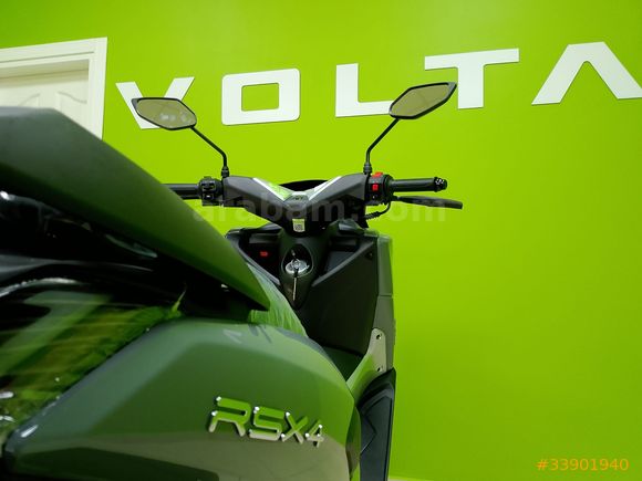 REVOLT RSX4 SCOOTER