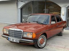Meraklısına 230.4 mercedes w123