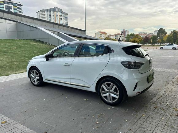 2023 RENAULT CLİO 1.0 TCE EVOLUTİON OTOMATİK 39 Bin KM BAKIMLI